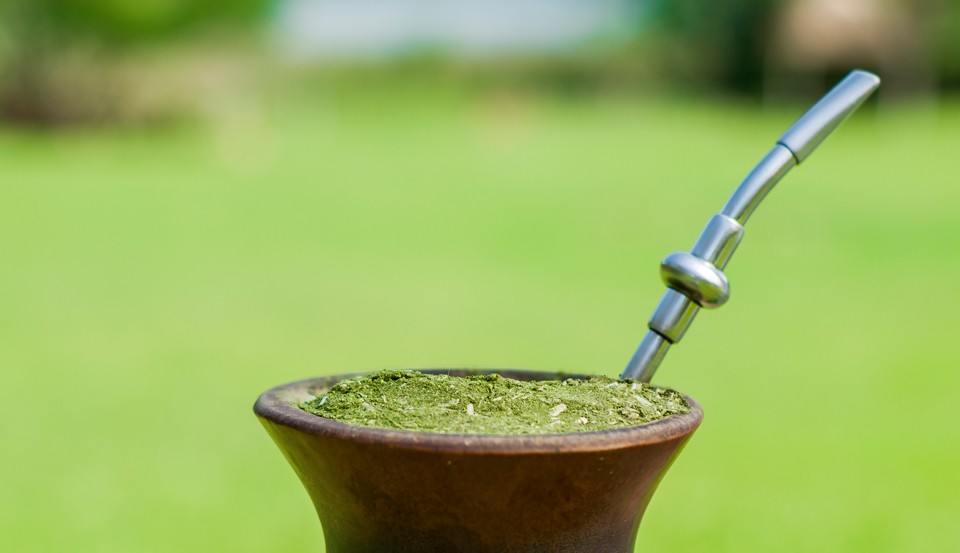 Qual é a Relação Entre as Bebidas Quentes e o Câncer?